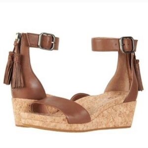 UGG Zoe Tassel Leather Wedge Sandals